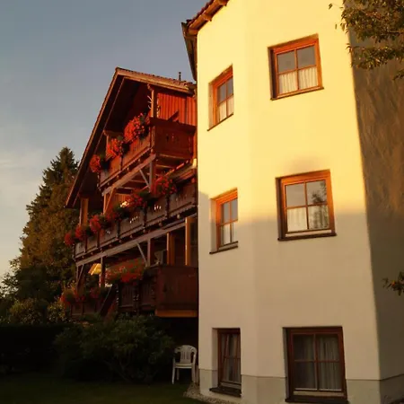 Appartamento In Ludwigsreut Mit Terrasse- Garten Und Grill By Interhome *